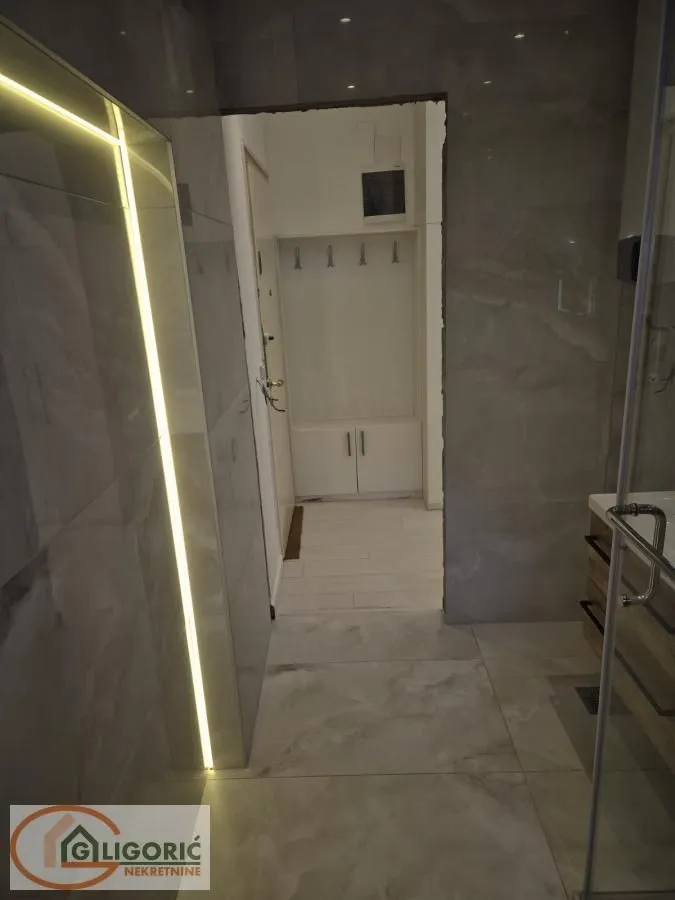 Prodaja, dvosoban stan, 60m², Stari Grad, Beograd