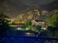 Rent, one bedroom apartment, 49m², Škaljari, Kotor - image 1