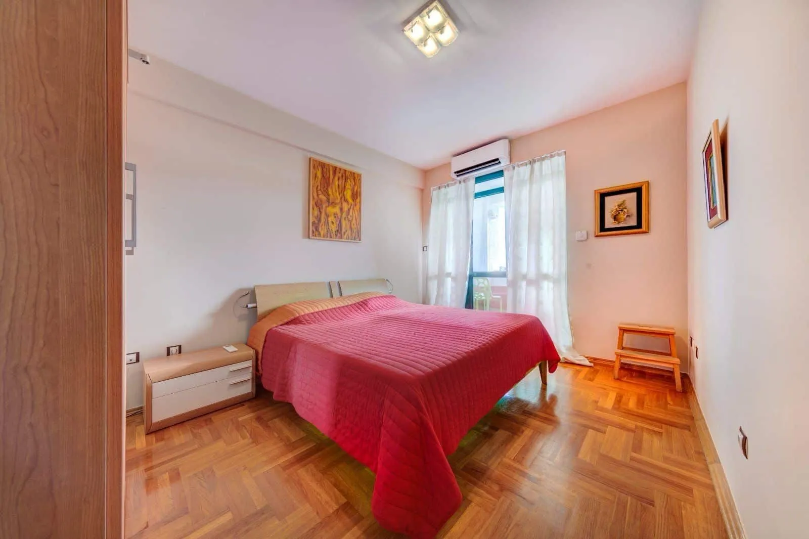 Prodaja, dvosoban stan, 84m², Centar, Podgorica