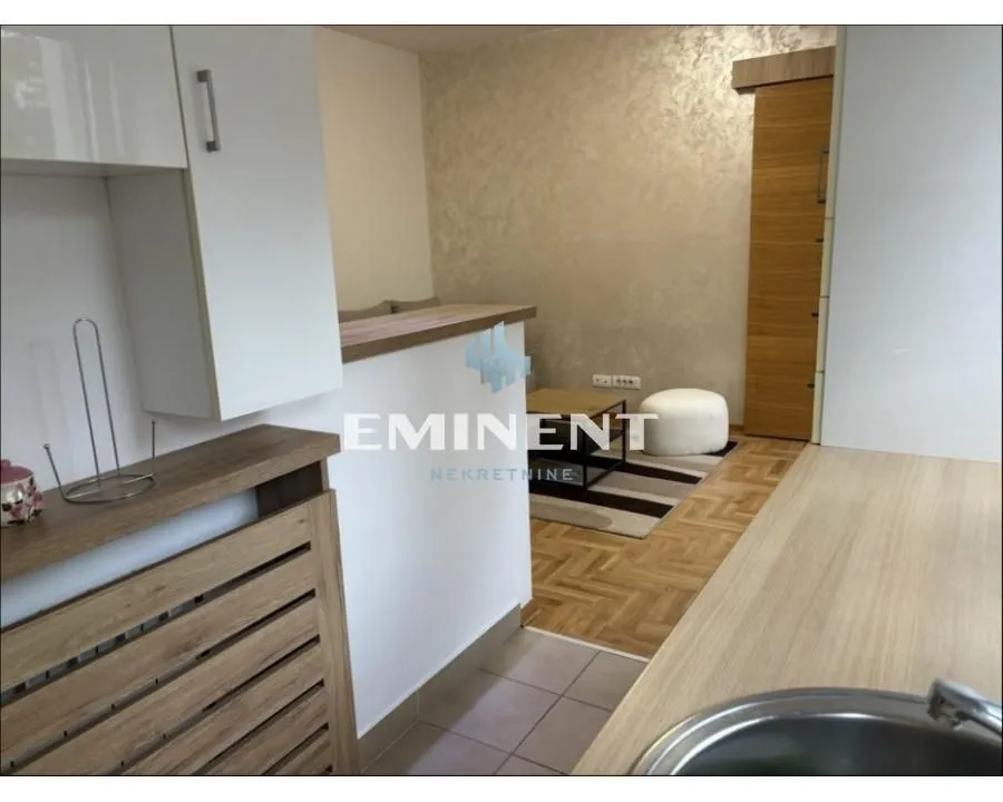 Rent, two bedroom apartment, 40m², Stari Grad, Beograd