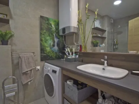 Sale, two bedroom apartment, 64m², Pod Kuk, Tivat - image 10