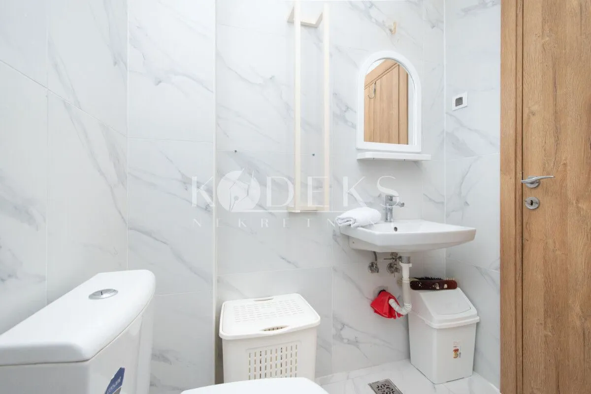 Rent, studio apartment, 24m², Stari Aerodrom, Podgorica