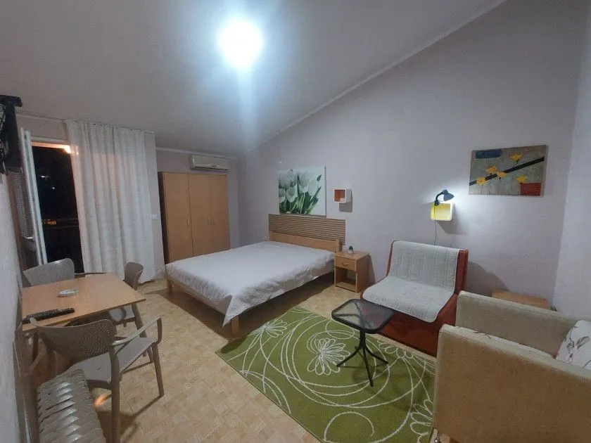 Rent, one bedroom apartment, 25m², Šušanj, Bar