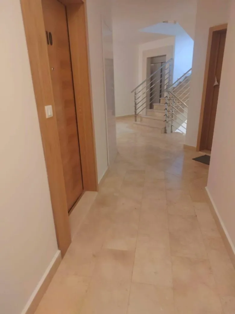 Sale, studio apartment, 33m², Rafailovići, Budva
