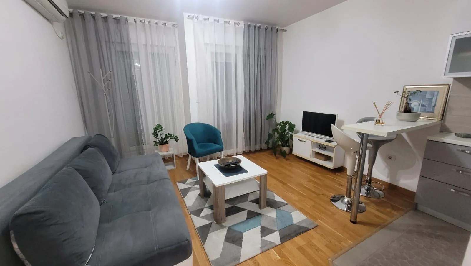 Rent, apartment, 26m², City Kvart, Podgorica