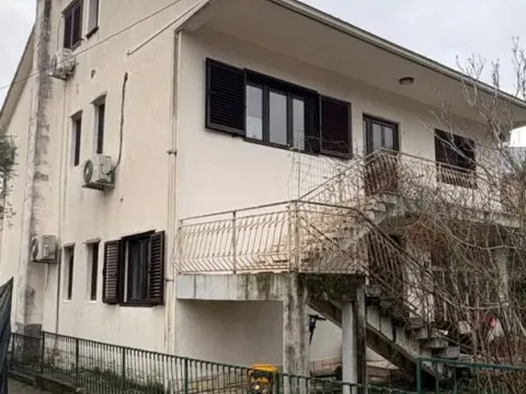 Prodaja, kuća, 630m², Tivat, Crna Gora - image 2