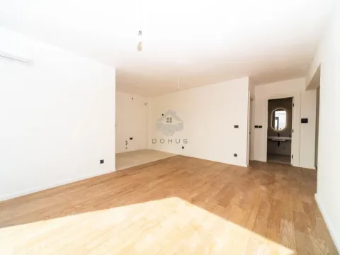 Prodaja, dvosoban stan, 85m², Donja Gorica, Podgorica - image 3