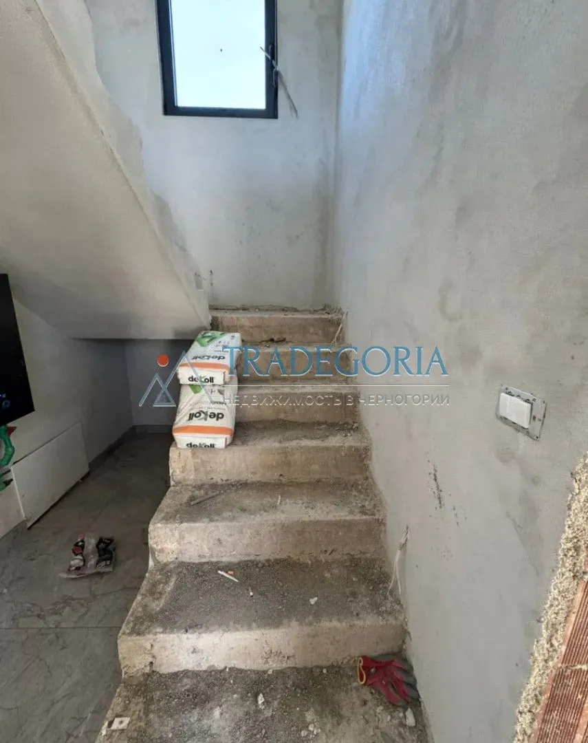 Prodaja, kuća, 232m², Bar, Crna Gora