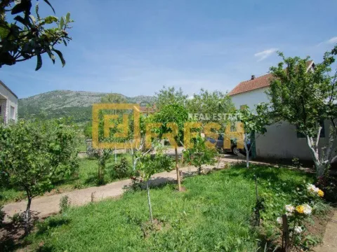 Prodaja, kuća, 356m², Murtovina, Podgorica - image 14