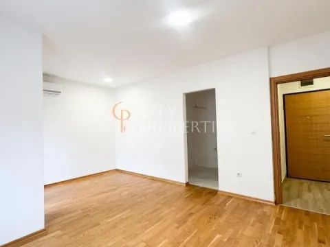 Prodaja, stan, 43m², Blok 6, Podgorica - image 13