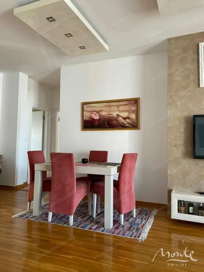 Sale, three bedroom apartment, 112m², Bečići, Budva