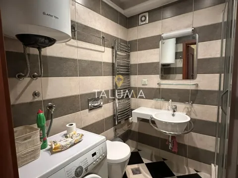 Izdavanje, jednosoban stan, 60m², Centar, Podgorica - image 6