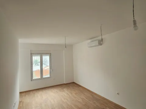 Sale, one bedroom apartment, 37m², Zabjelo, Podgorica - image 2