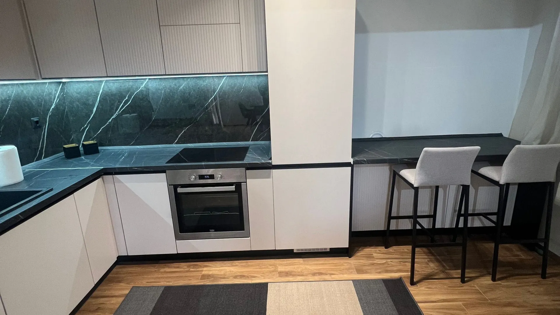 Rent, three bedroom apartment, 100m², Tomba, Bar