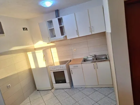 Rent, one bedroom apartment, 45m², Zabjelo, Podgorica - image 5