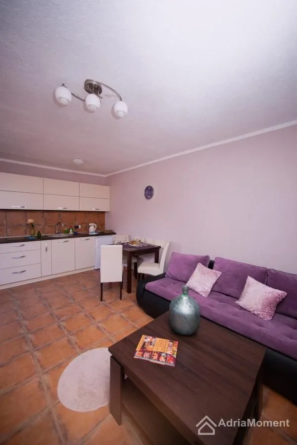 Sale, house, 300m², Krimovica, Kotor