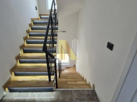 Prodaja, stan, 148m², Vidovdansko naselje, Novi Sad Sve Podlokacije - image 24