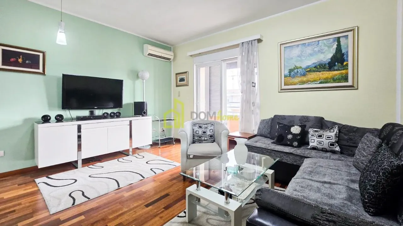 Izdavanje, dvosoban stan, 75m², City Kvart, Podgorica