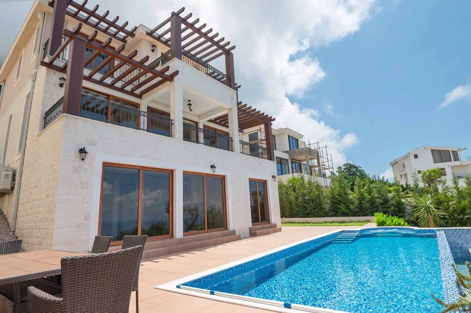 Sale, house, 335m², Blizikuće, Budva