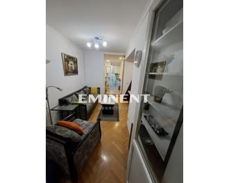 Izdavanje, dvosoban stan, 47m², Slavija, Vračar Sve Podlokacije - image 2