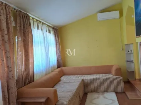 Izdavanje, trosoban stan, 100m², Seljanovo, Tivat - image 7