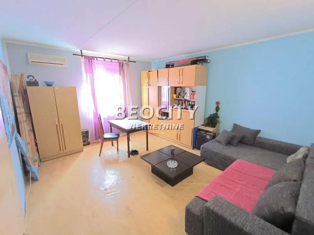 Prodaja, trosoban stan, 51m², Padinska Skela, Palilula Sve Podlokacije