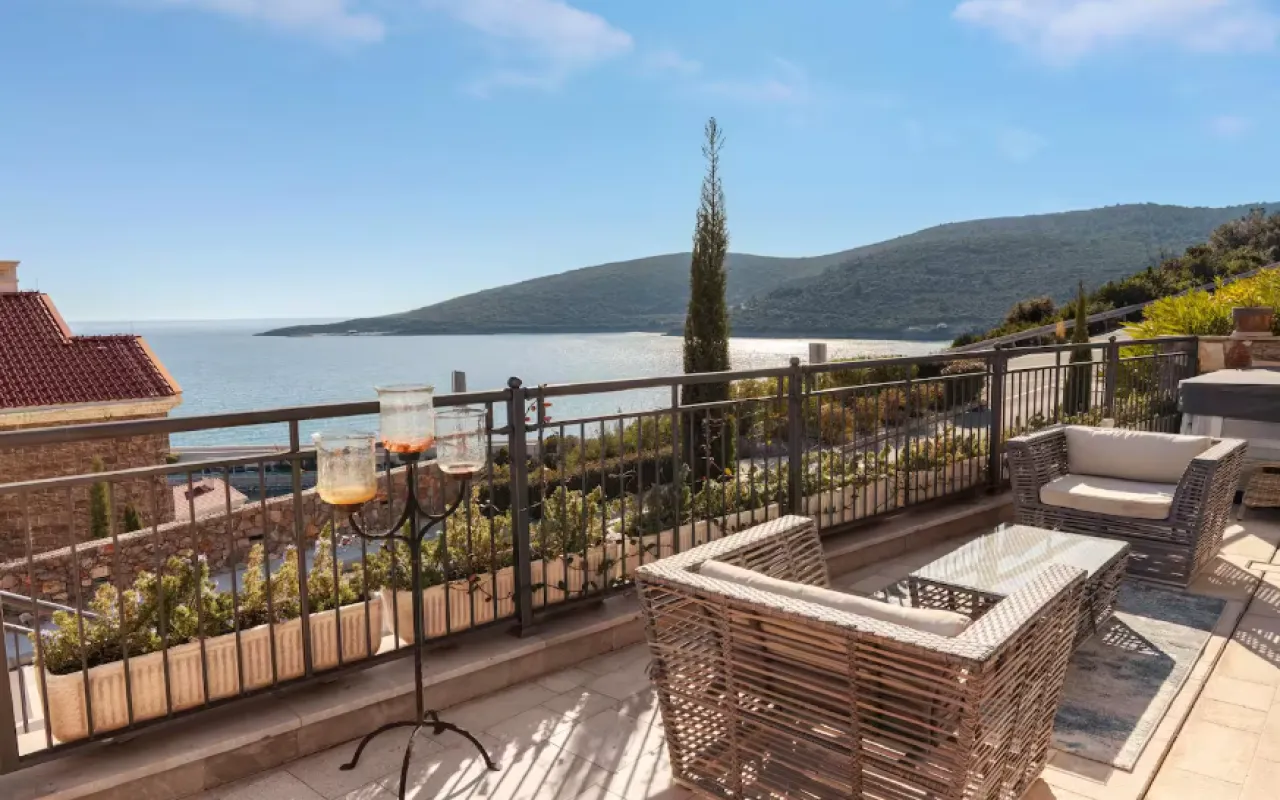 Rent, house, 145m², Luštica, Tivat