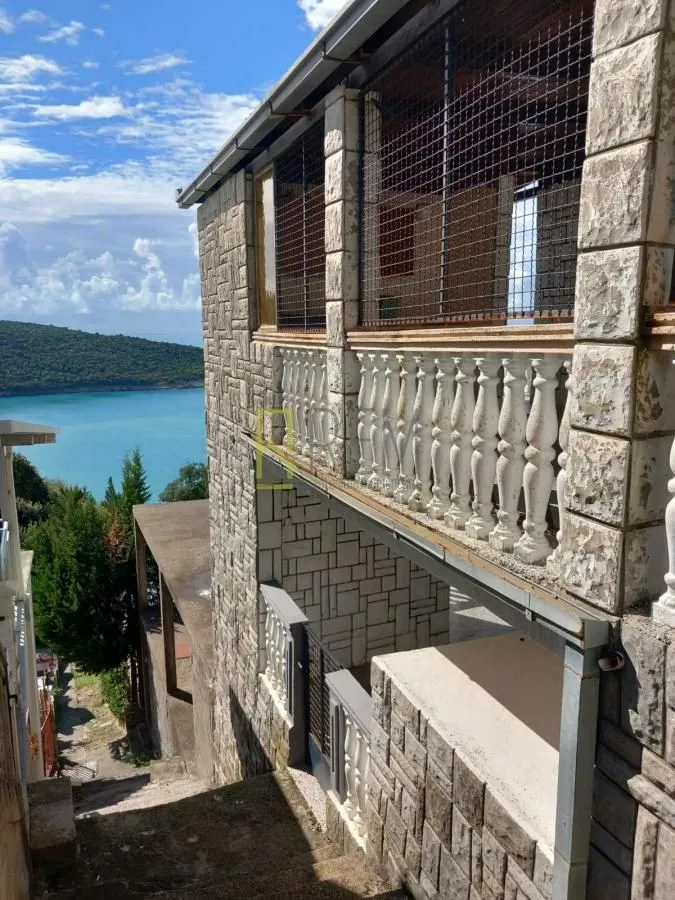 Sale, house, 200m², Kruče, Ulcinj