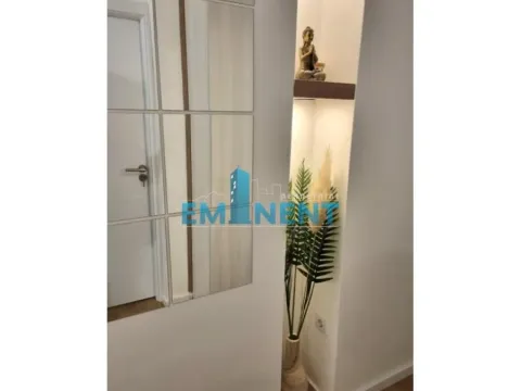 Rent, apartment, 39m², Savski Venac, Beograd - image 10