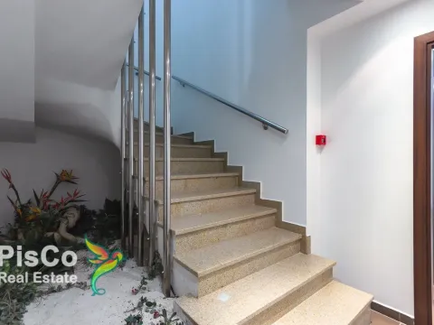 Izdavanje, poslovni prostor, 200m², Preko Morače, Podgorica - image 5