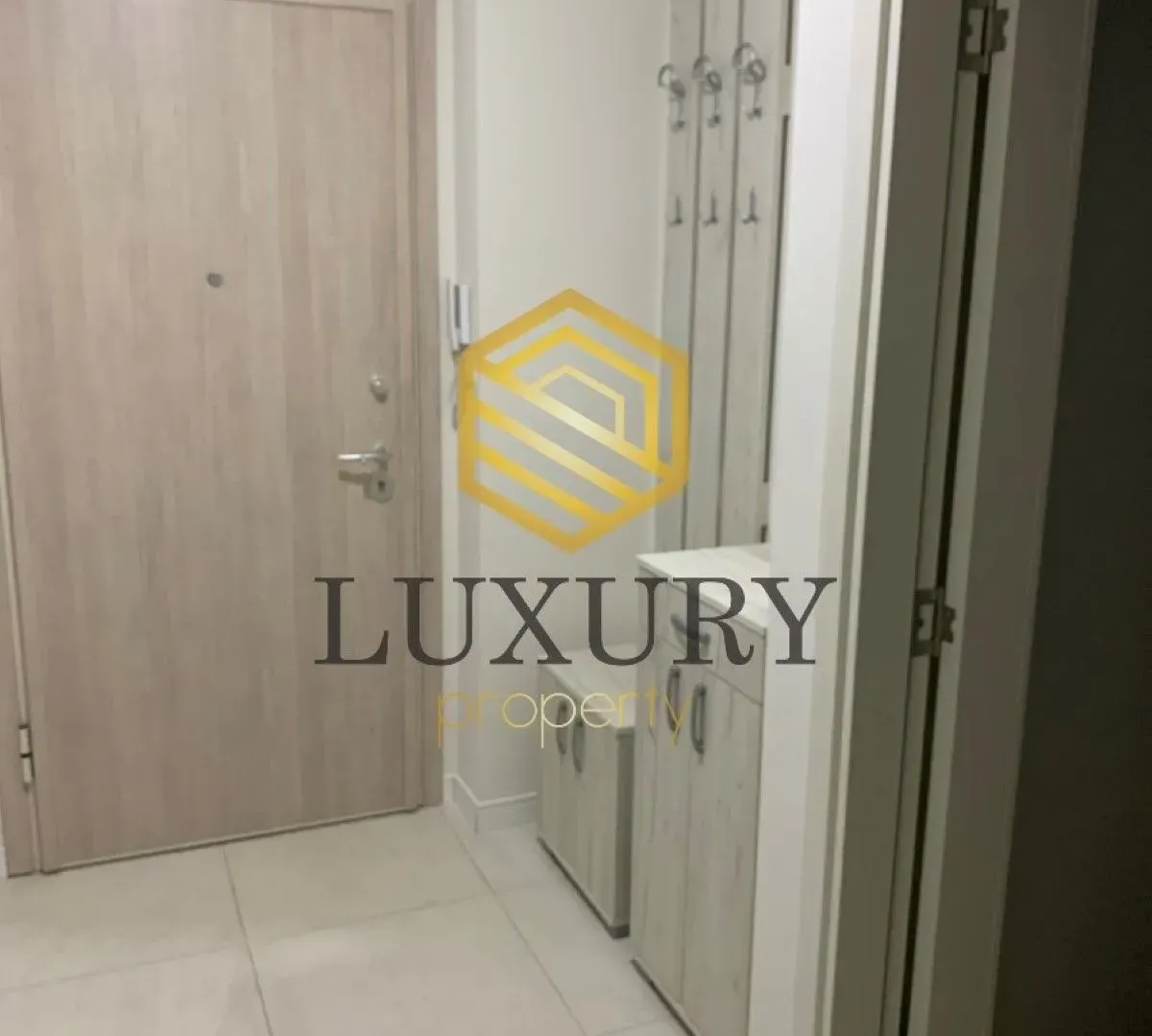 Prodaja, jednosoban stan, 49m², Central Point, Podgorica
