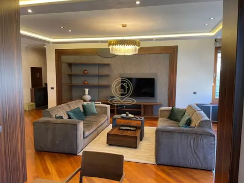 Rent, four bedroom apartment, 119m², Vračar Hram, Vračar Sve Podlokacije - image 2