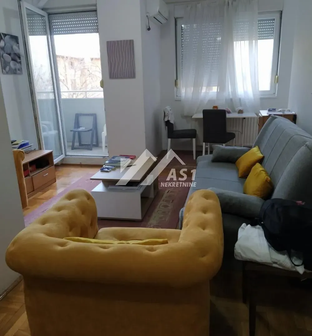 Izdavanje, dvosoban stan, 45m², Grbavica, Novi Sad Sve Podlokacije