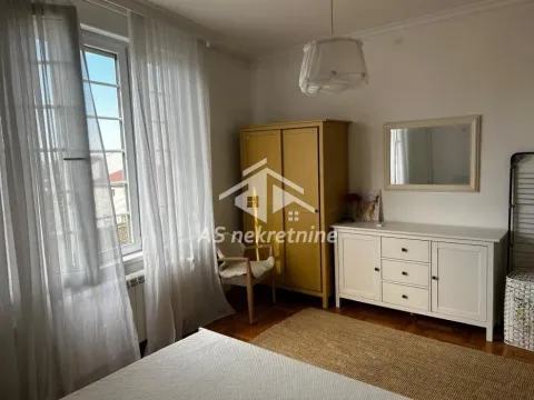 Izdavanje, trosoban stan, 100m², Zeleni Venac, Beograd - image 15