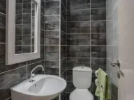 Sale, two bedroom apartment, 86m², Bečići, Budva - image 10