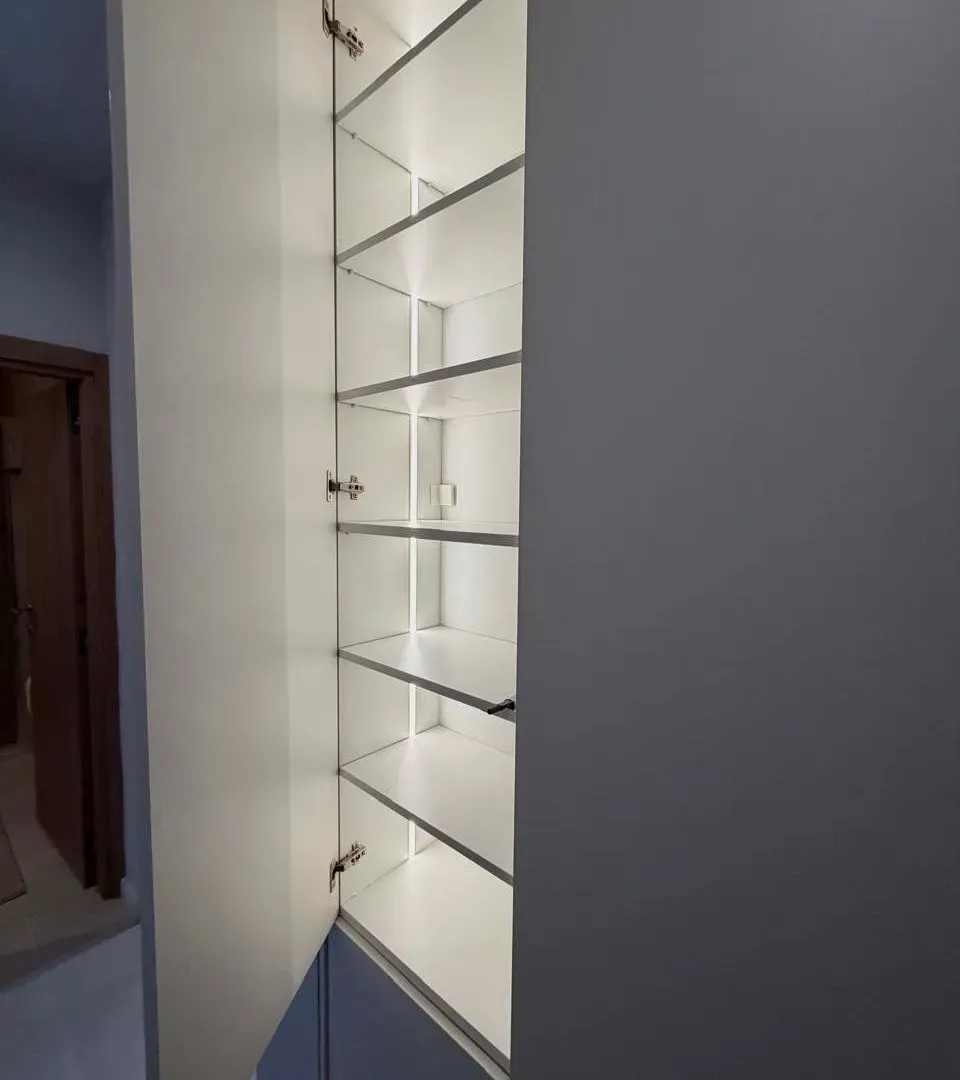 Izdavanje, jednosoban stan, 45m², Centar, Tivat