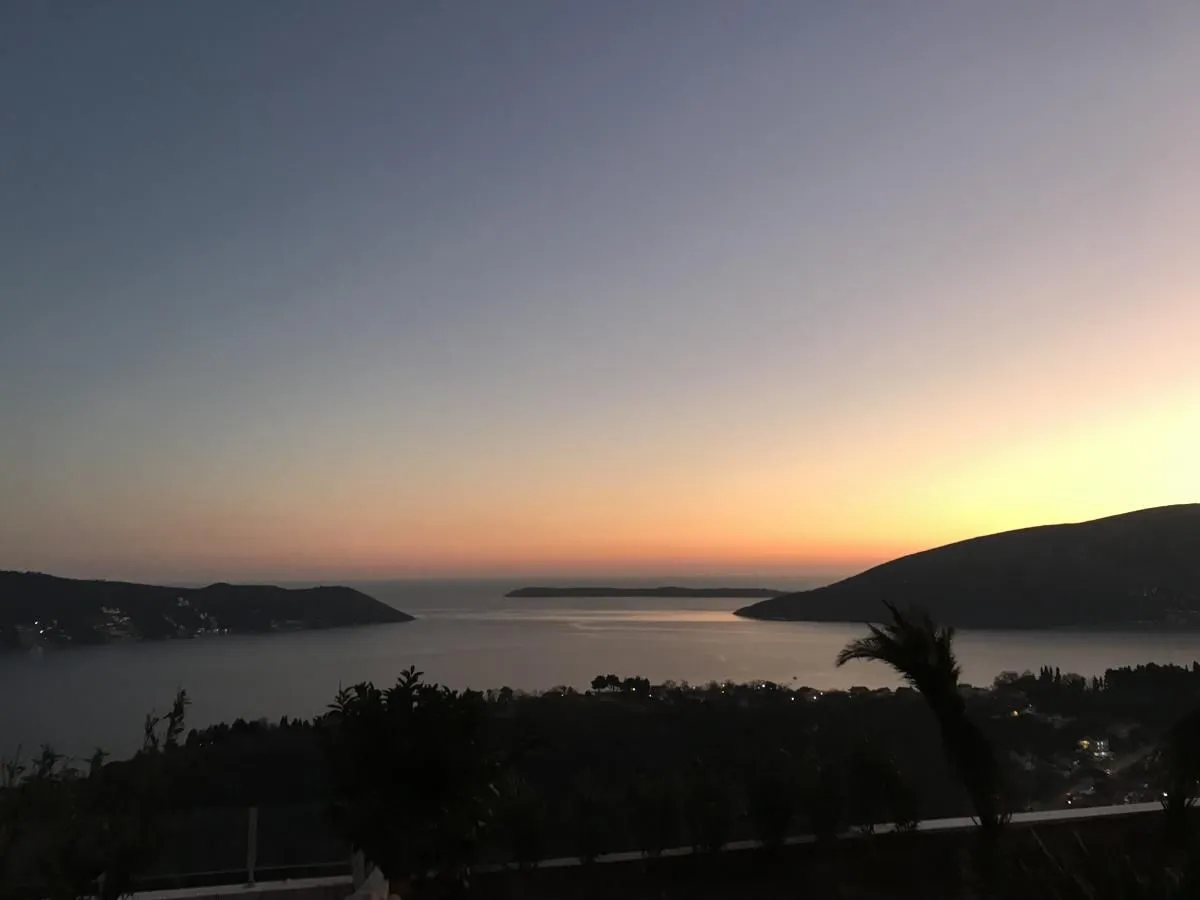 Prodaja, kuća, 240m², Podi, Herceg Novi