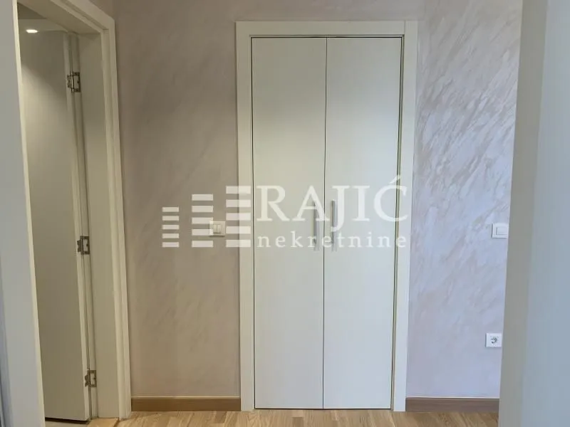 Rent, two bedroom apartment, 57m², Savski Venac, Beograd