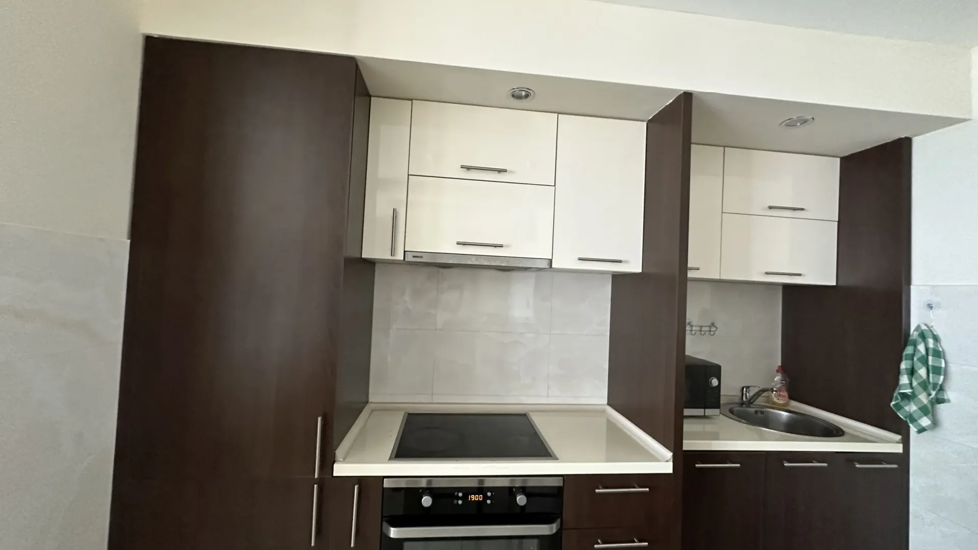 Rent, two bedroom apartment, 58m², Bečići, Budva