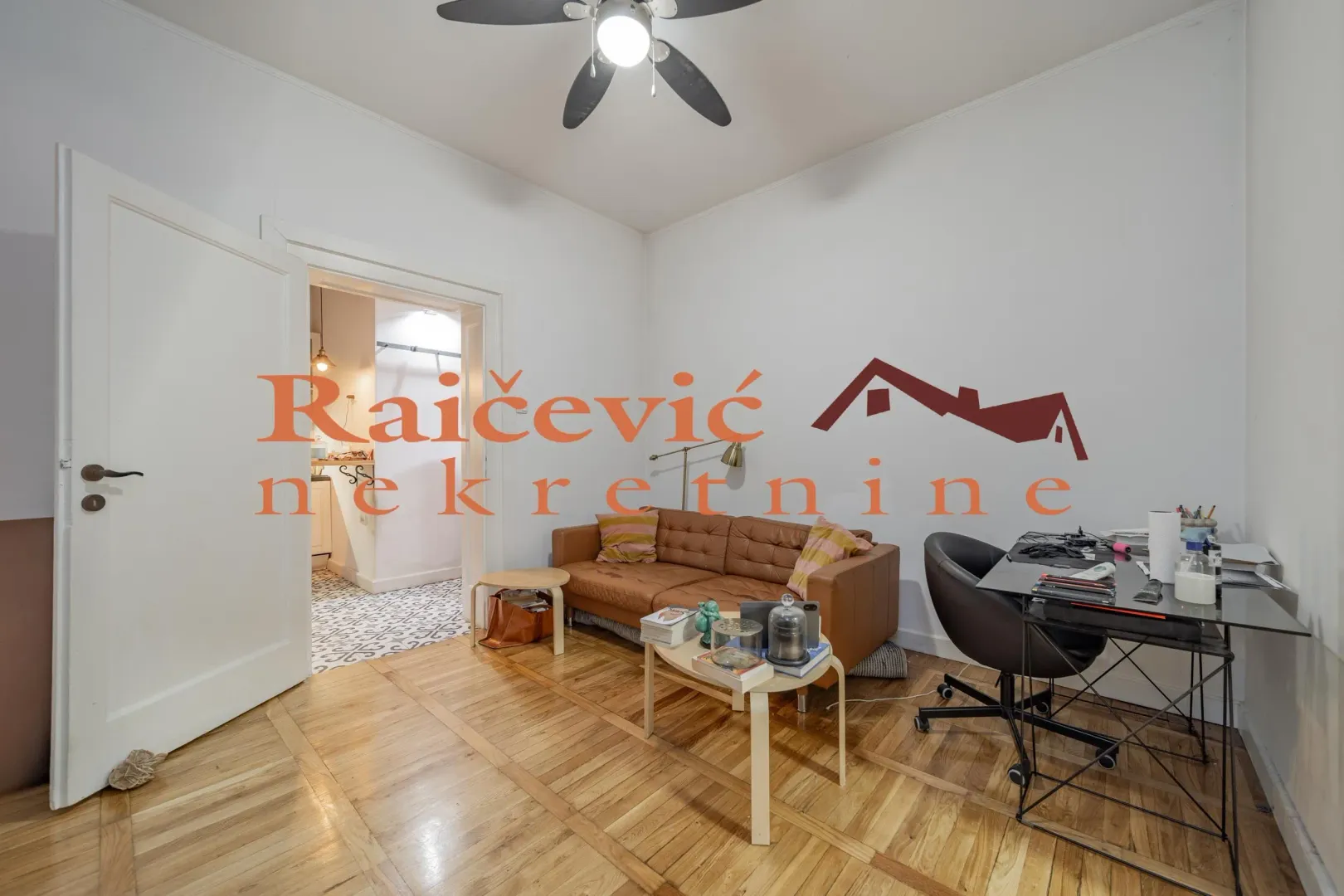 Prodaja, dvosoban stan, 40m², Stari Grad, Beograd