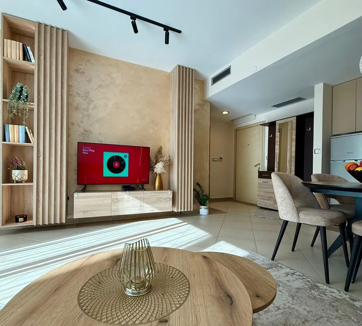 Prodaja, jednosoban stan, 74m², Dobrota, Kotor