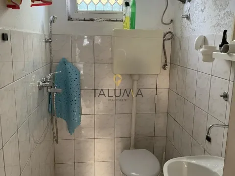 Prodaja, kuća, 240m², Zagorič, Podgorica - image 10