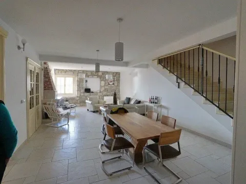 Prodaja, kuća, 400m², Šušanj, Bar - image 10