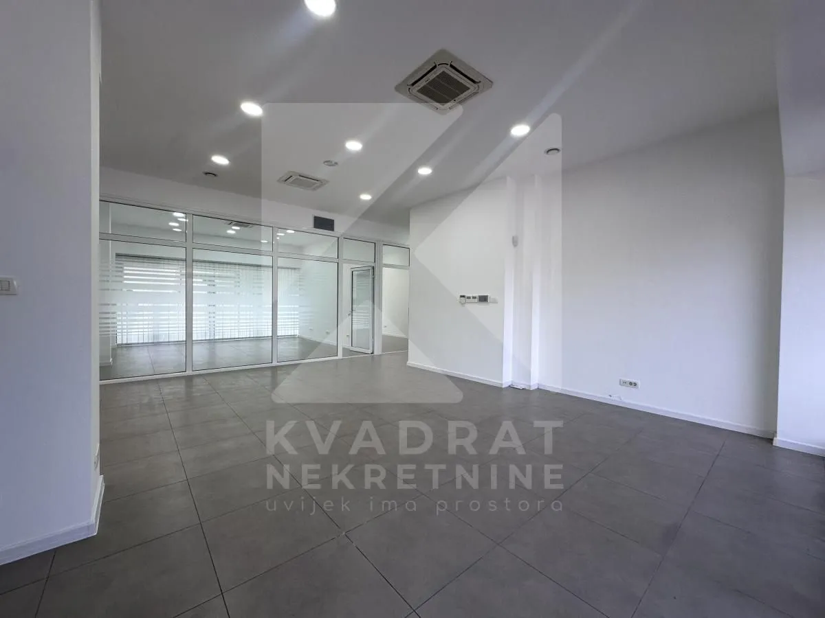 Izdavanje, poslovni prostor, 362m², Ljubović, Podgorica