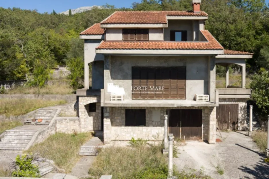 Prodaja, kuća, 250m², Topla, Herceg Novi