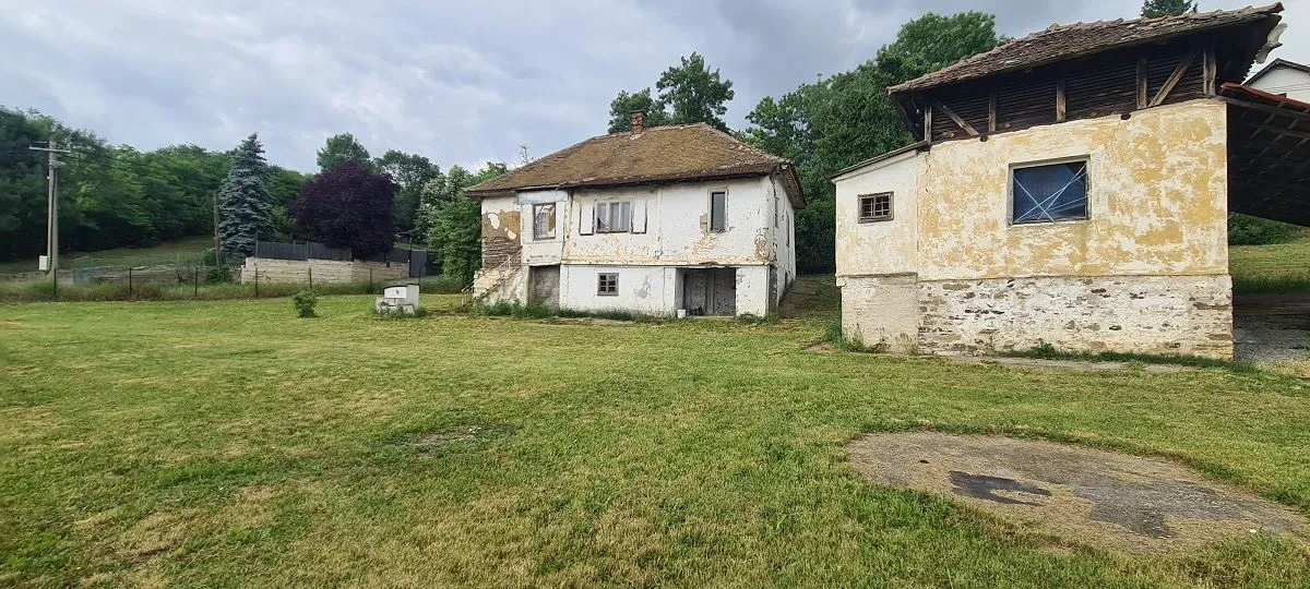 Sale, house, 311m², Voždovac Sve Podlokacije, Beograd