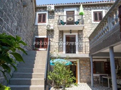Sale, house, 210m², Bečići, Budva - image 2
