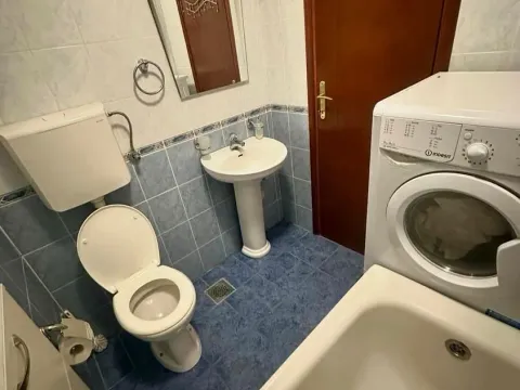 Rent, one bedroom apartment, 64m², Pobrežje, Podgorica - image 10