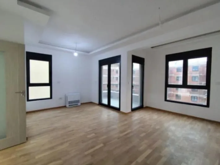 Prodaja, dvosoban stan, 69m², Šušanj, Bar