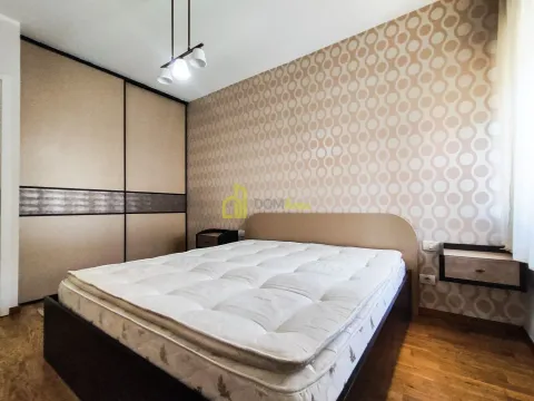Prodaja, dvosoban stan, 70m², City Kvart, Podgorica - image 7